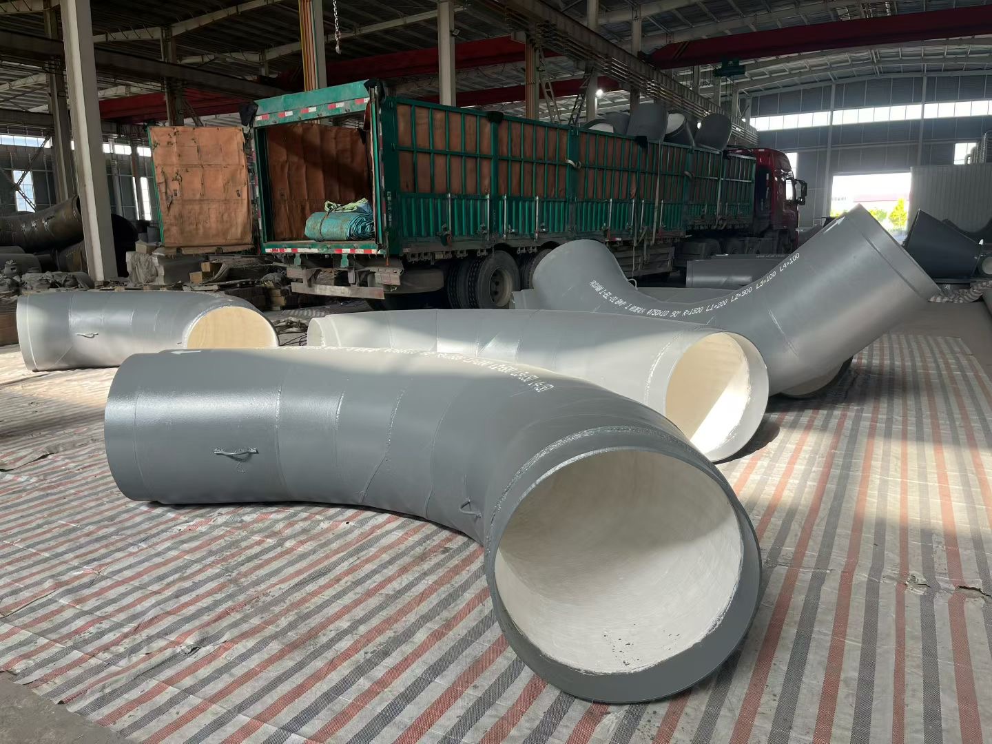 成都市耐磨弯头双金属耐磨弯头 - 价格